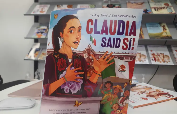 La vida de Sheinbaum en un libro en inglés