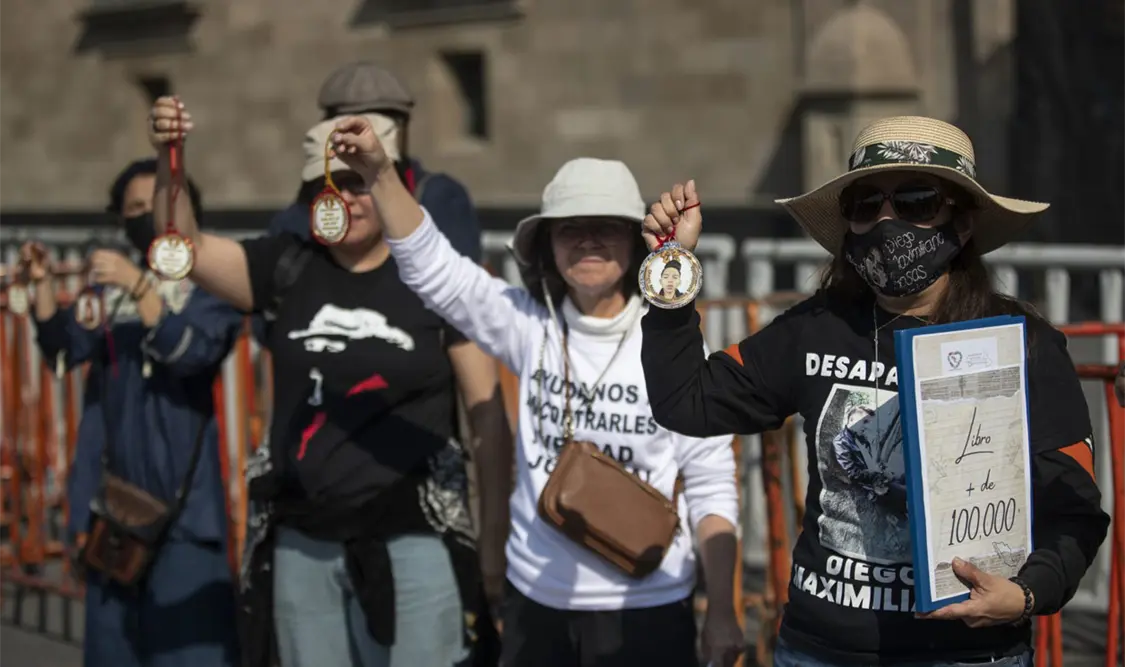 Piden a Jucopo integrar a familiares a parlamento