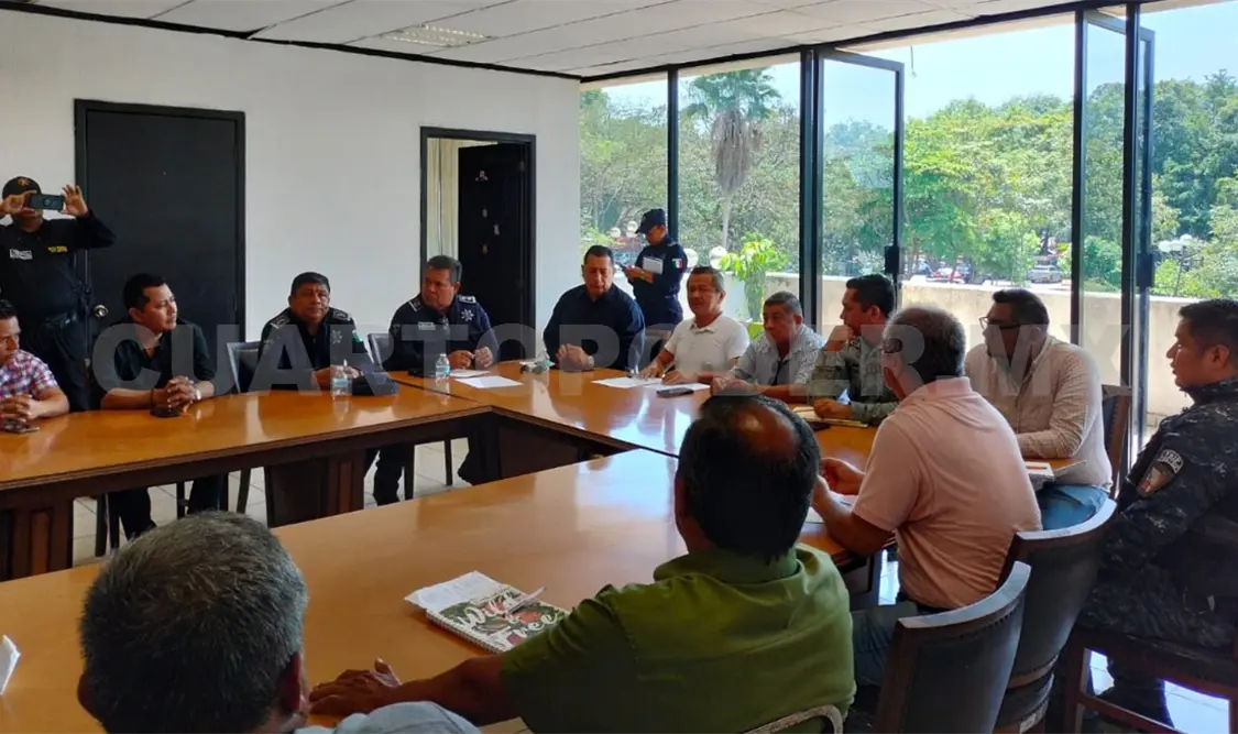 Atienden temas de seguridad en zona alta de Tapachula