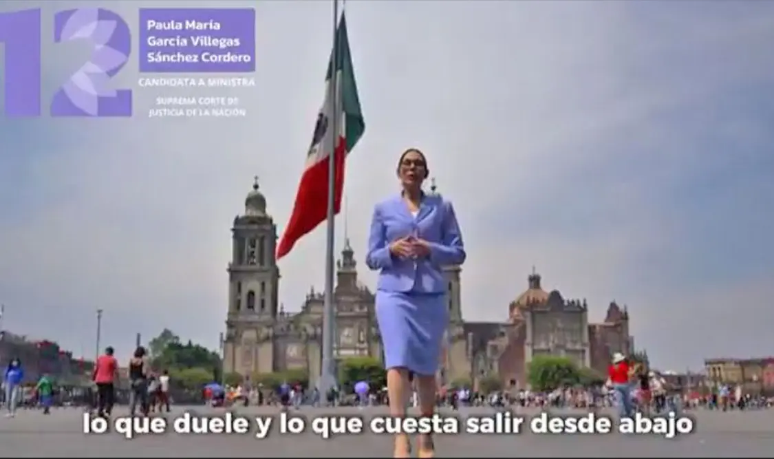 Paula María García Villegas, otra candidata a la Suprema Corte que dio de qué hablar luego de publicar un spot en el que afirmó que viene “desde abajo”. El Universal