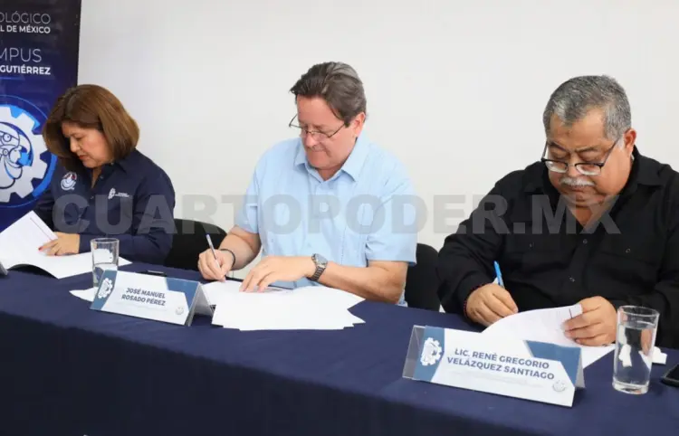 Firman convenio para profesionalización docente