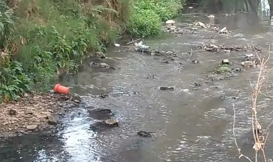 Los vertientes de la ciudad colonial lucen severamente contaminados. Manuel Martínez / CP
