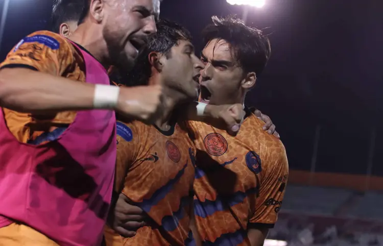 Jaguares FC, con un pie fuera de la liguilla