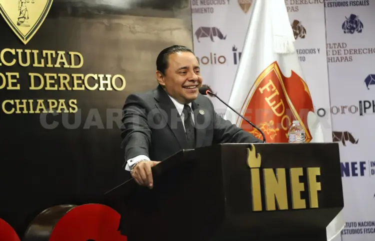 PJE y Facultad Libre de Derecho inician maestrías
