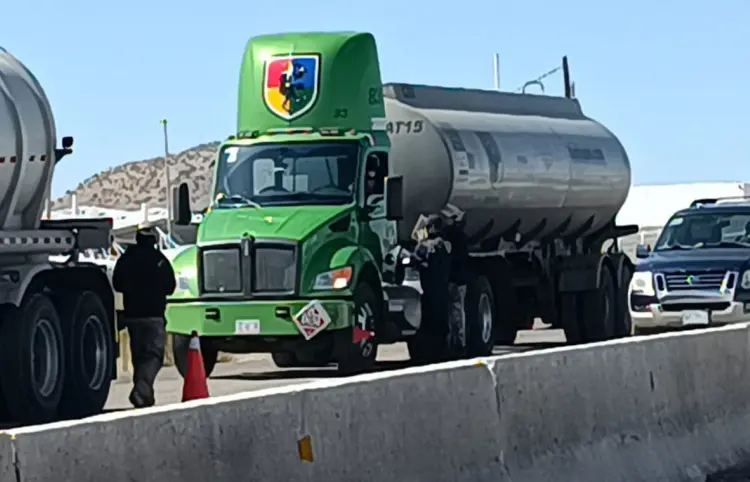 Frenan contrabando de hidrocarburos desde EE. UU.