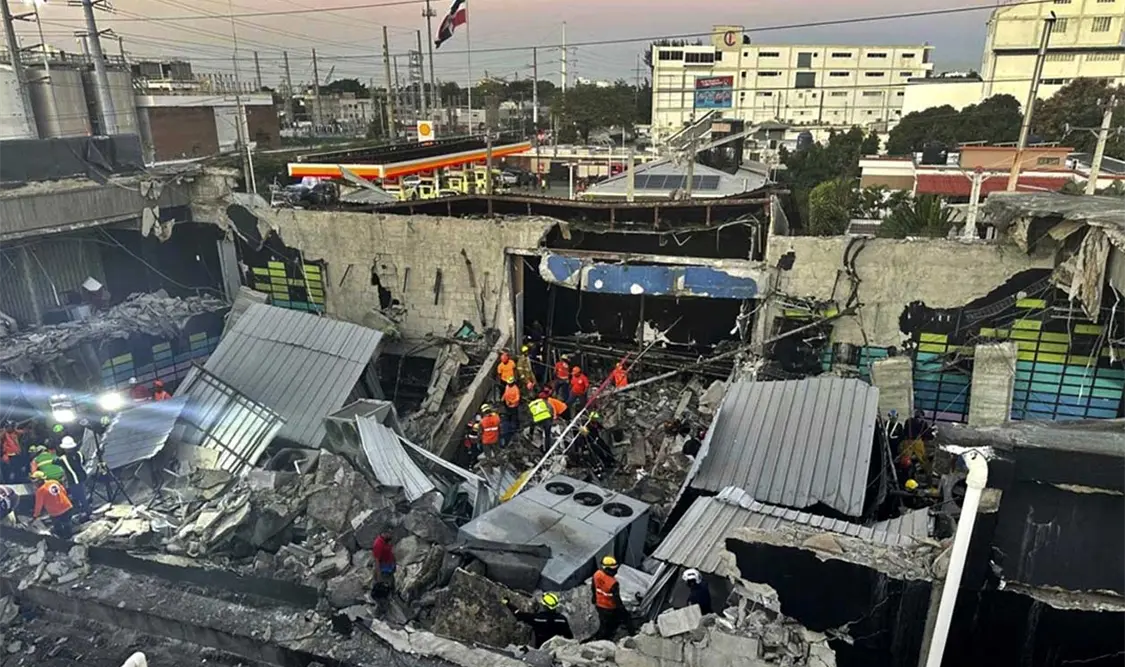 Colapsa techo de antro en República Dominicana