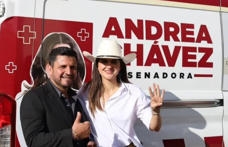 Andrea Chávez quitará su imagen de ambulancias
