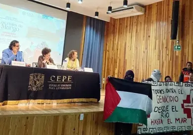 Respaldan a Margo Glantz tras interrupción