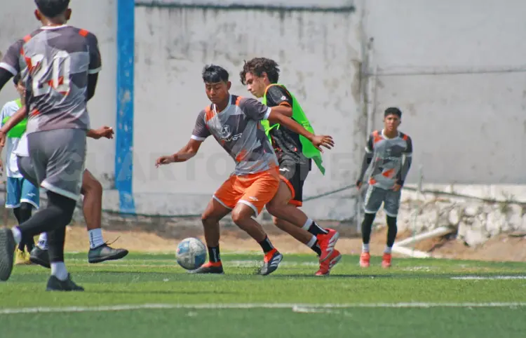 Lechuzas UPGCH recibe la visita de Nutrias