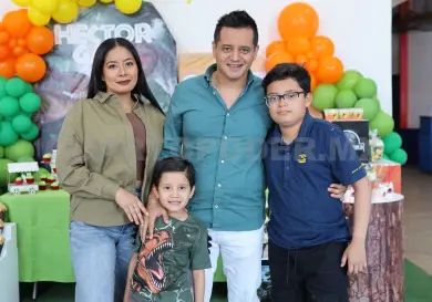 ¡Muchas felicidades, Héctor Gael!