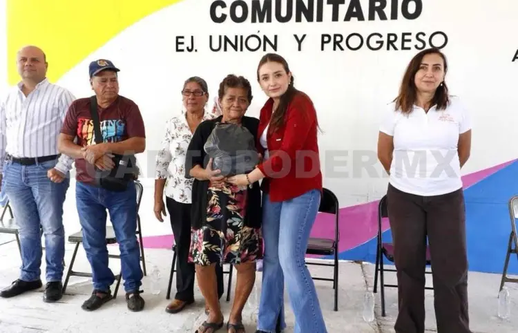 Arranca Valeria Rosales programa en Unión y Progreso