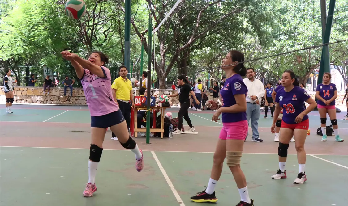 Las escuadras volvieron a la cancha con gran intensidad durante la novena jornada del torneo. Diego Pérez/CP