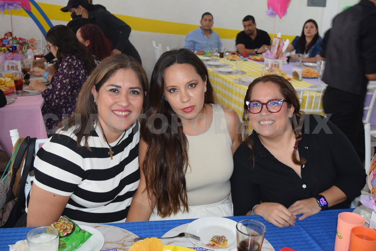 ¡Happy birthday, Natalia!