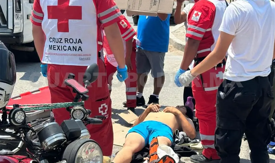 Embiste taxista a joven y resulta grave