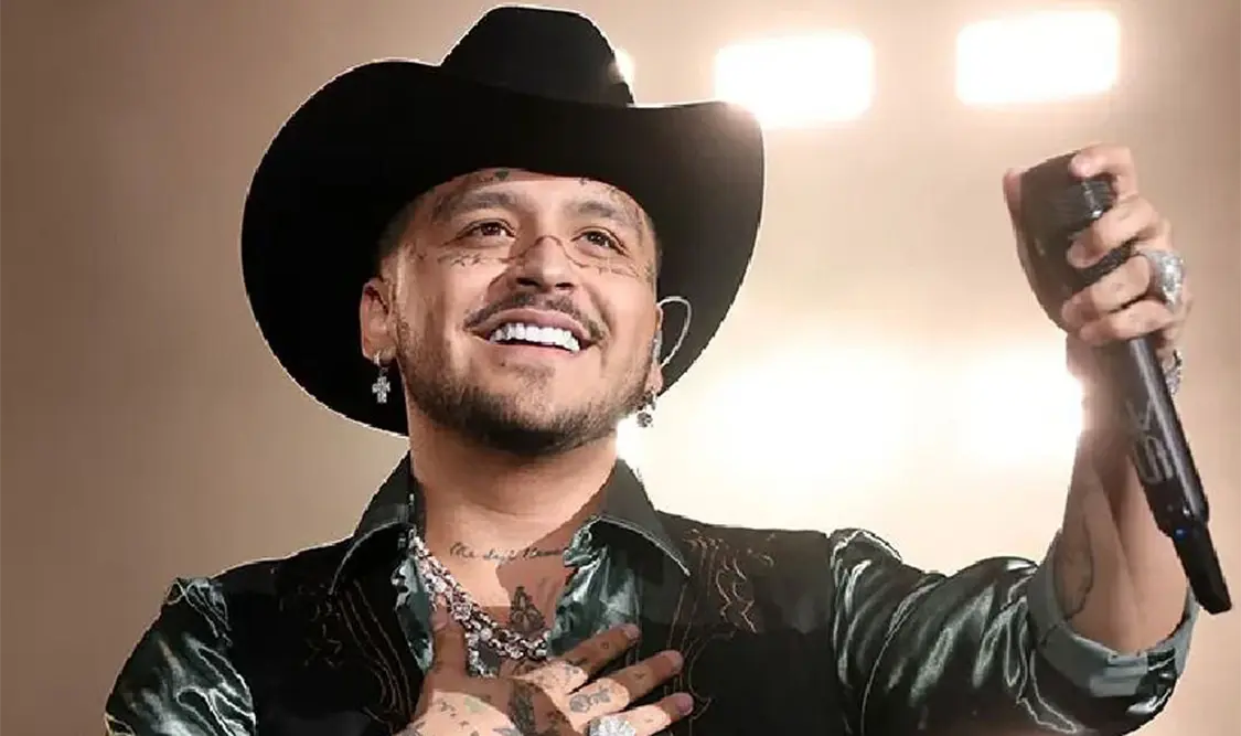 Acusan de plagio a Nodal