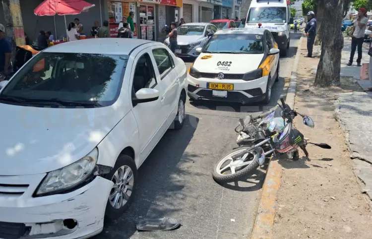 Joven sufre corte de circulación y se fractura