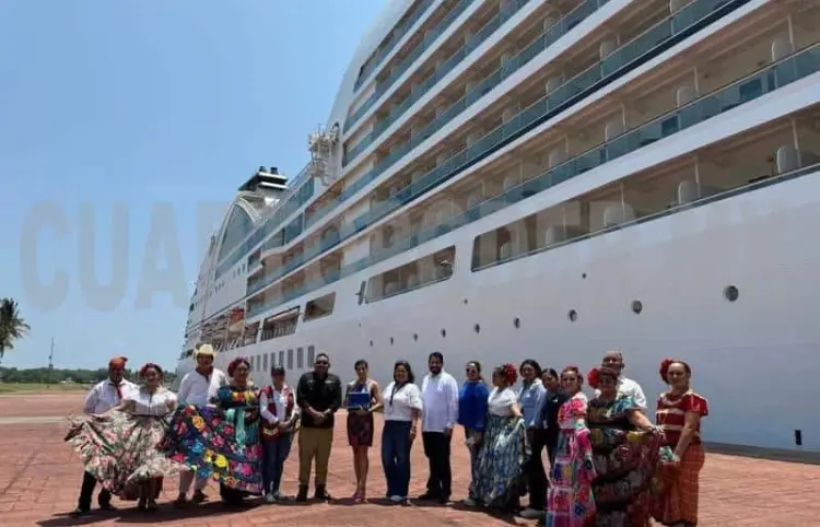 Arriban dos cruceros en Semana Santa a Puerto Chiapas