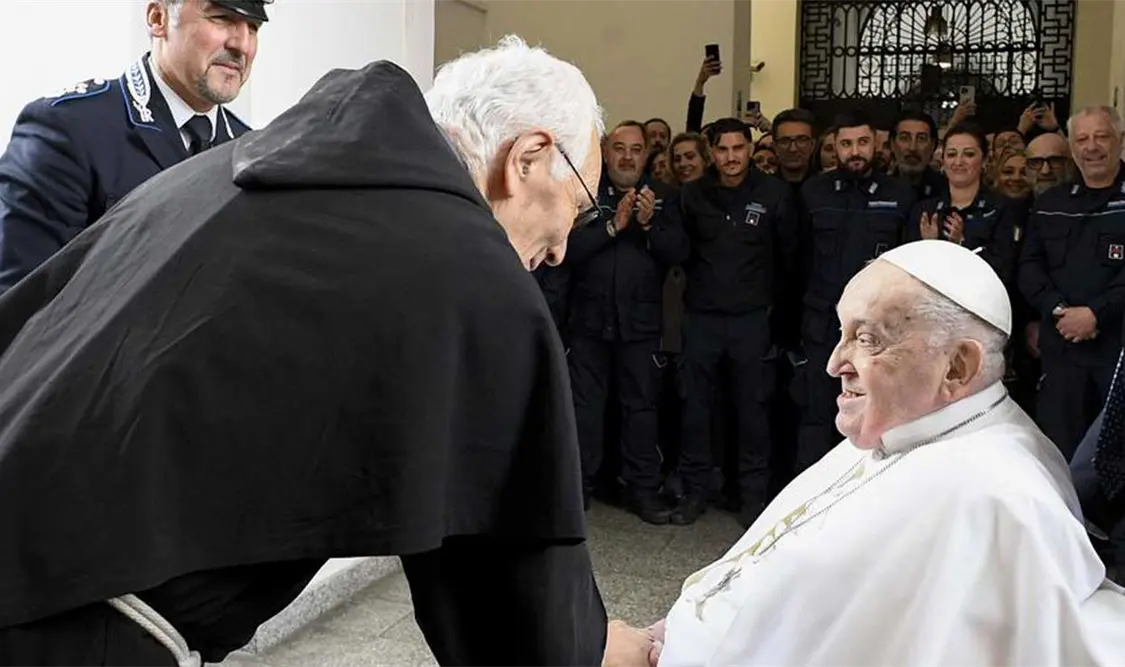 Papa visitó cárcel romana por Jueves Santo
