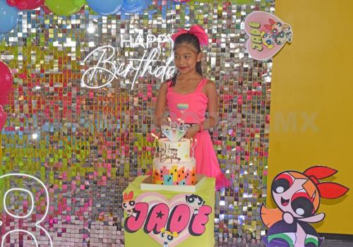 Los 8 años de Jade
