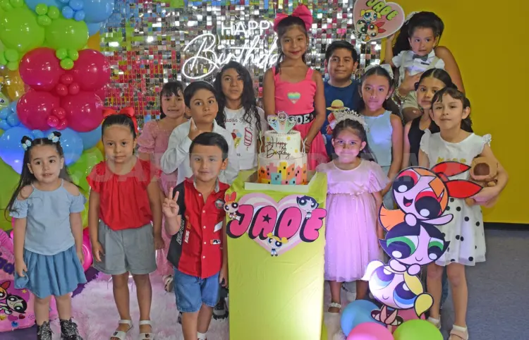Los 8 años de Jade