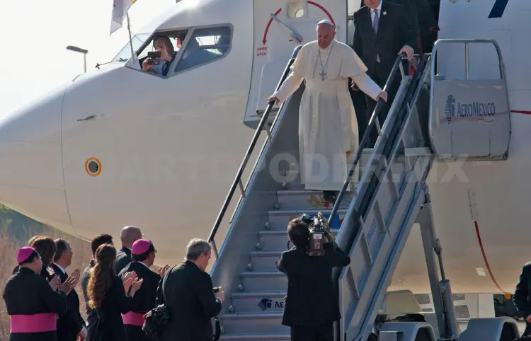 Amor y compromiso, legado de Francisco para la capital