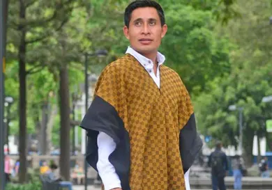 Alberto López presentará colección textil