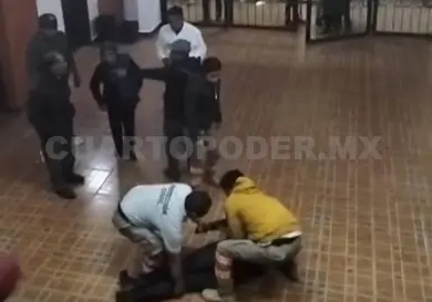 Policía cae desde las alturas en la presidencia