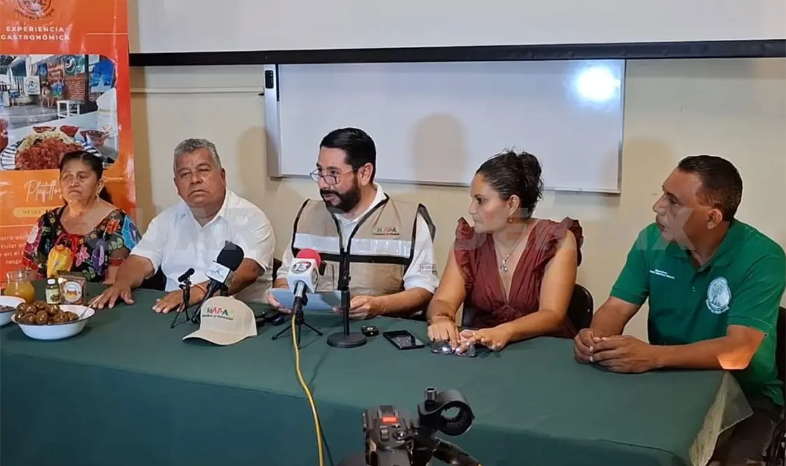 El objetivo del evento es mostrar la diversidad que ofrece el jocote y retomar su consumo. William Chacón / CP