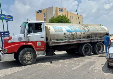 Pipa atropella a niño que soltó la mano de su mamá