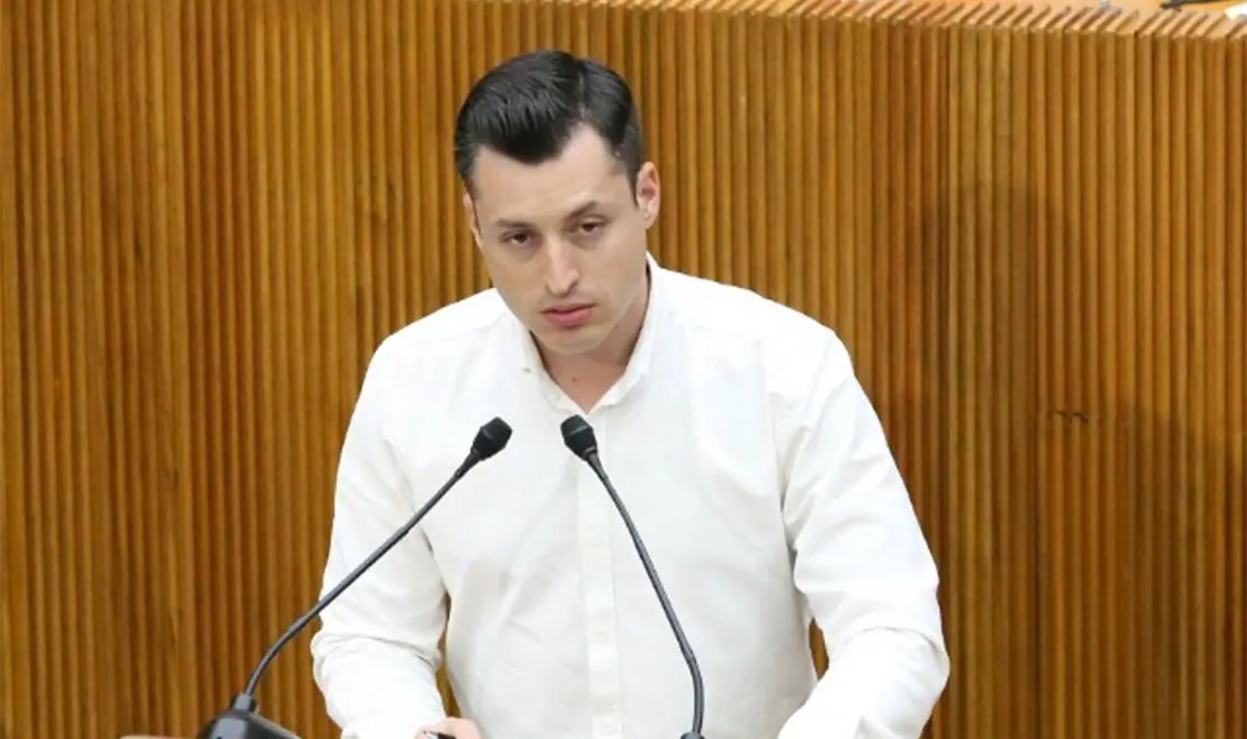 Colosio propone reforma para transparentar desabasto de medicamentos. Cortesía