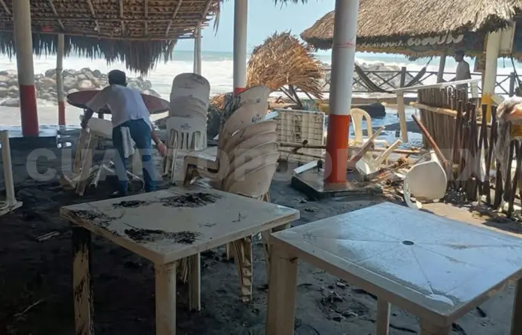 Registran mar de fondo en costas de Chiapas