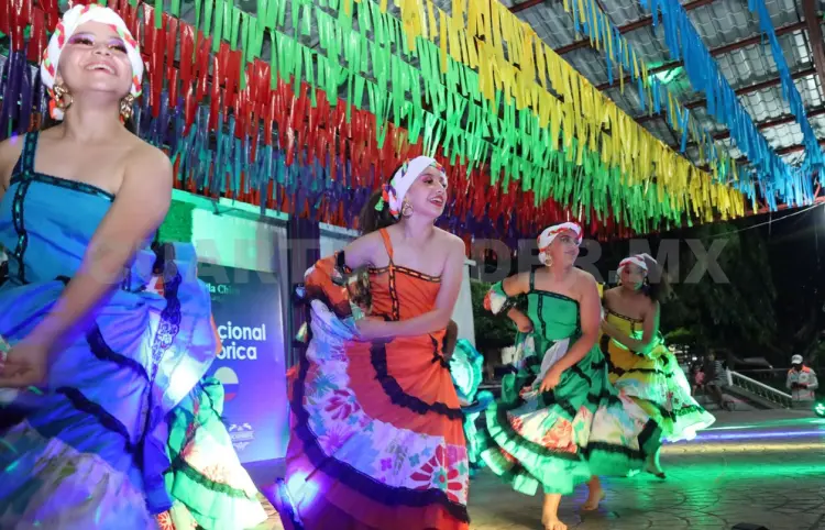 Festival de Danza Folclórica: un éxito