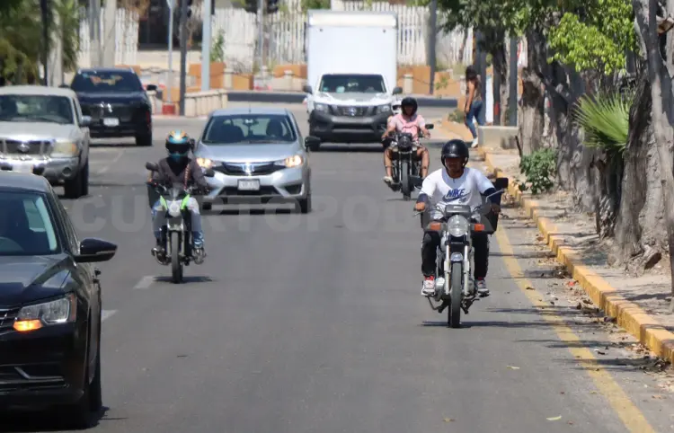 Deberían darnos carriles exclusivos: motociclistas