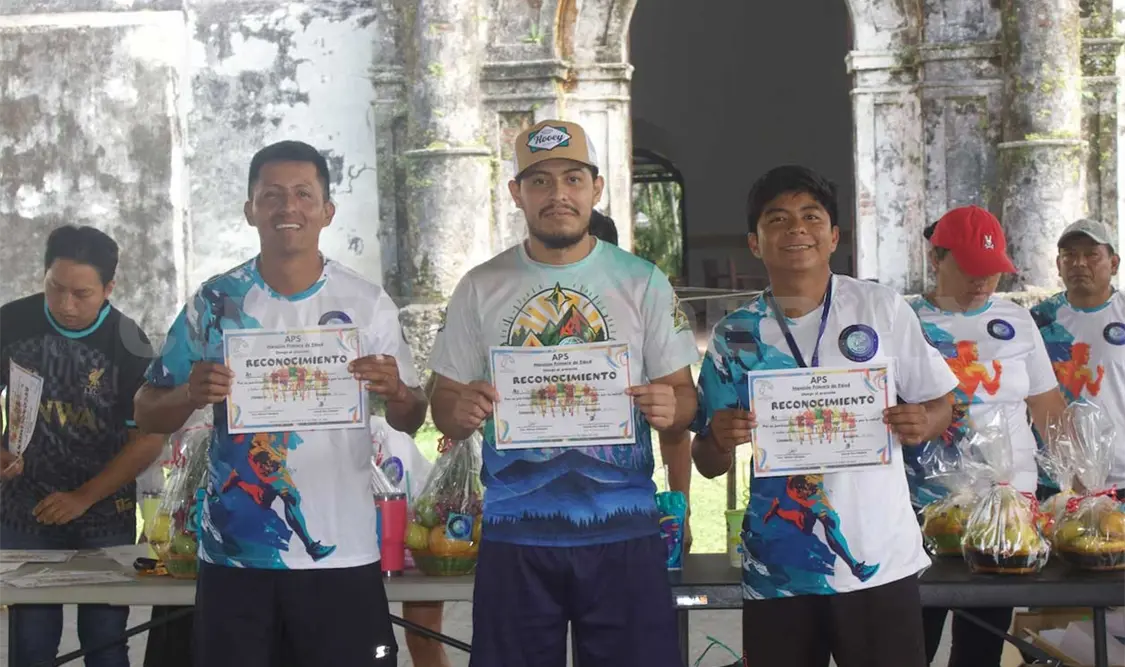 Realizan carrera recreativa Corre por tu Salud