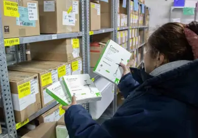 Investigan 59 empresas por compra de medicamentos