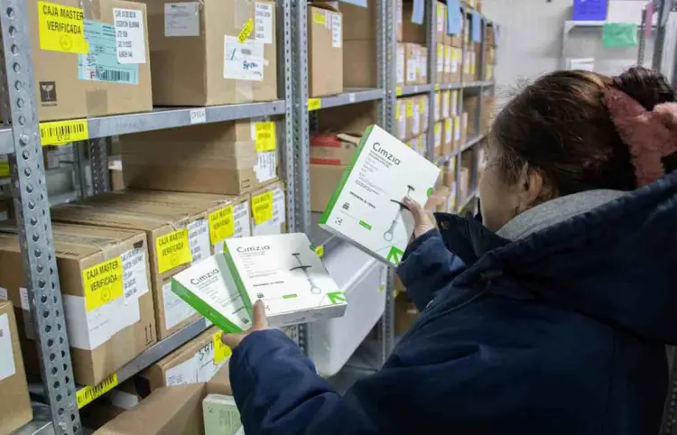 Investigan 59 empresas por compra de medicamentos