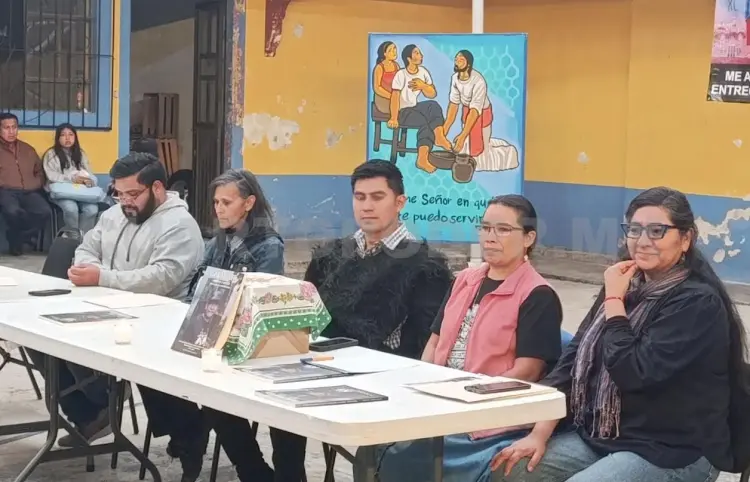 Exigen justicia por padre Marcelo en libro