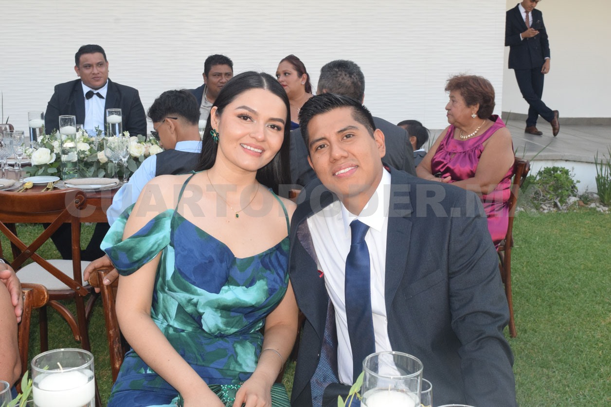 Bello enlace de Fernando y Yuridia