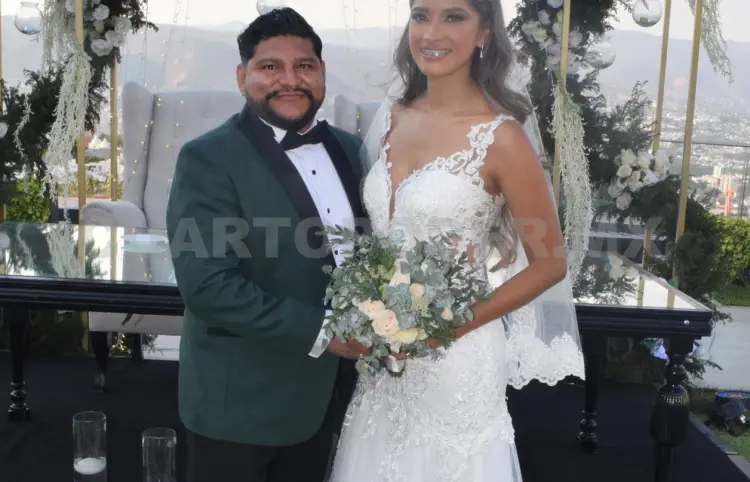 Bello enlace de Fernando y Yuridia