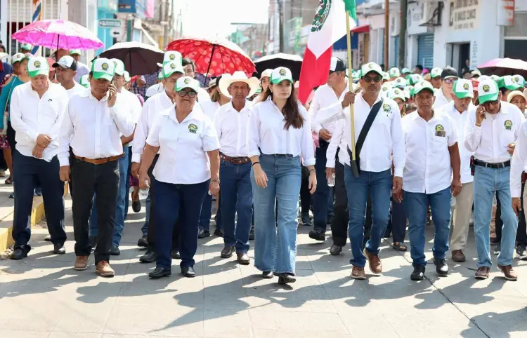 Ejido Villaflores conmemora 89 años de fundación con desfile y llamado a la unidad