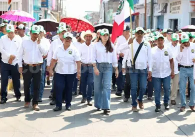 Con desfile, conmemoran 89 años de fundación