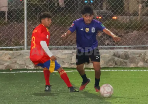 Didis FC y Bosque FC dominan la cima