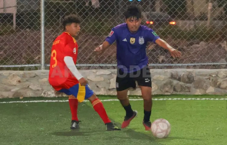 Didis FC y Bosque FC dominan la cima