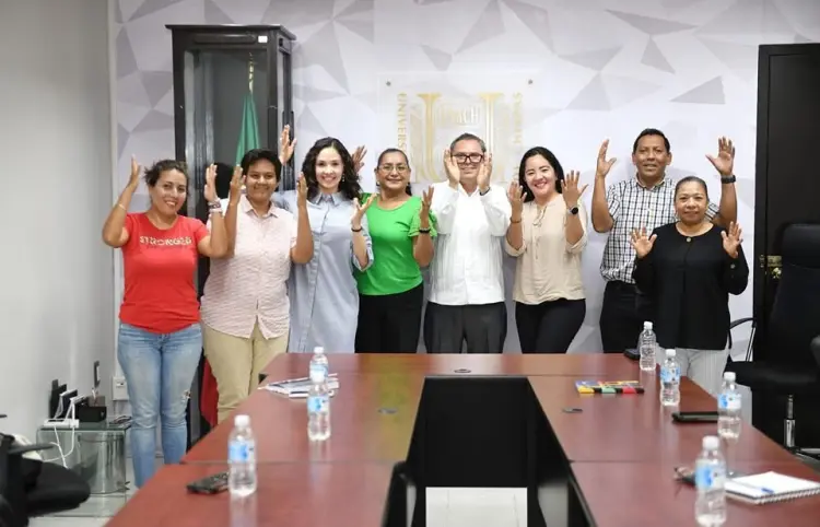 Se reúne el rector Oswaldo Chacón Rojas con integrantes de la Alianza por la Deficiencia Auditiva y Sordera A.C.