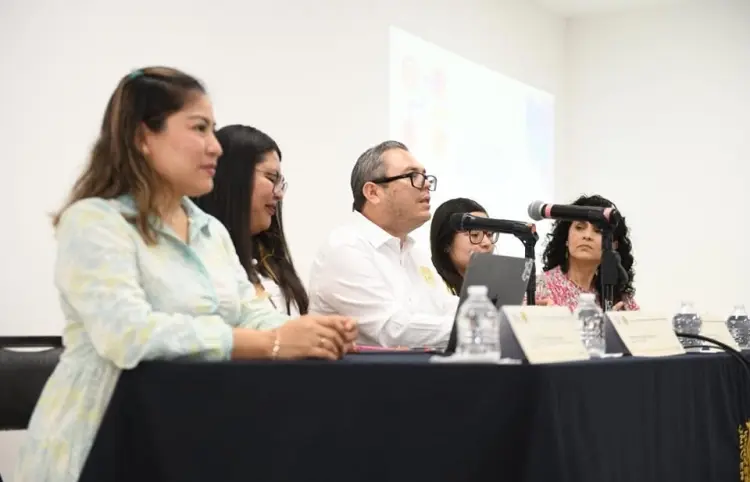 Promueve UNACH acciones para combatir la desinformación