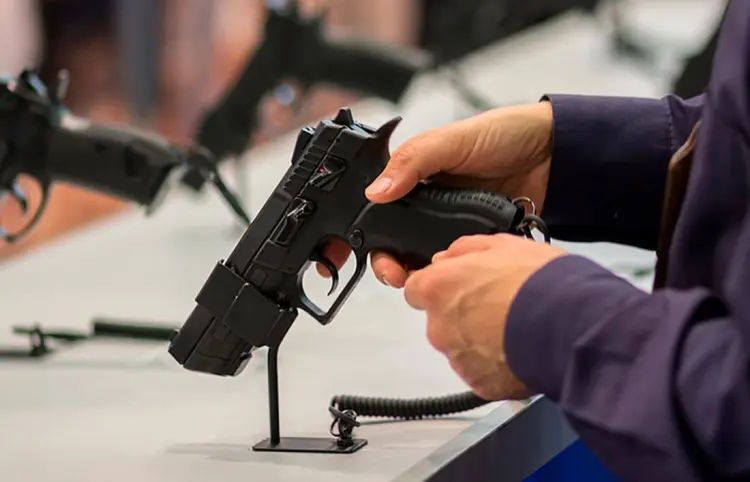 Al menos 250 mil armas entran al país ilegalmente