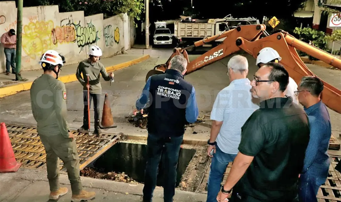 El edil reconoció la labor que realizan los trabajadores para mantener una ciudad limpia. Cortesía