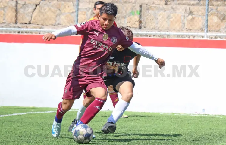 Lucha encarnizada por la cima general
