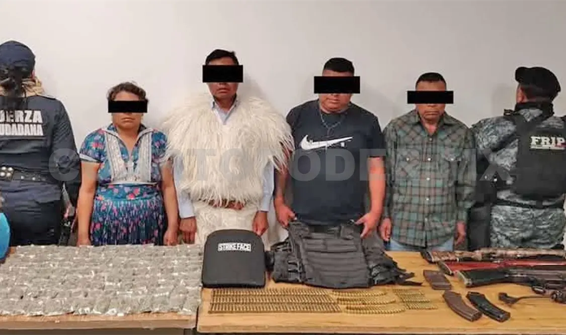 En un operativo de seguridad arrestaron a tres hombres y una mujer. CP