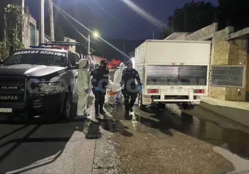 Lo matan a cuchilladas en Paseo del Bosque